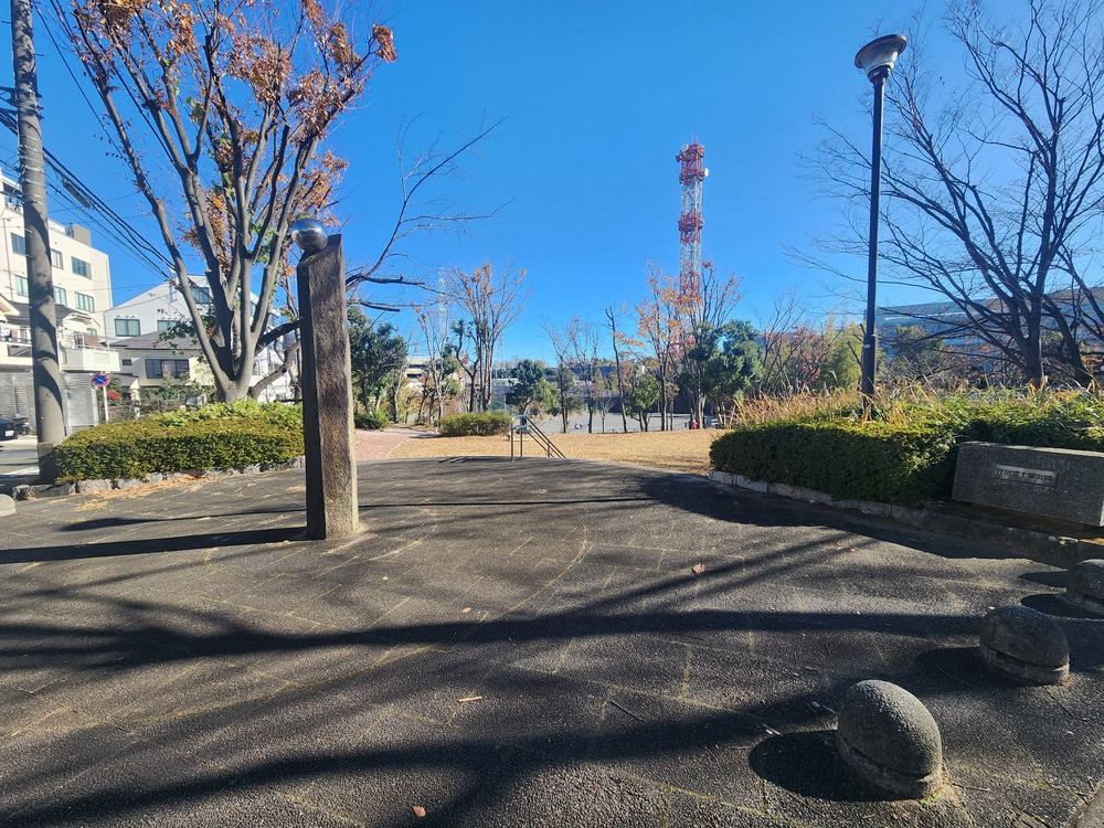 荏田富士塚公園